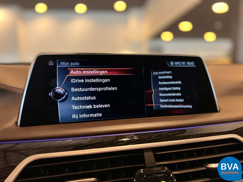 BMW M760Li xDrive M-Sport V12 7er LANG 609pk 2016 G12, L-128-BS.