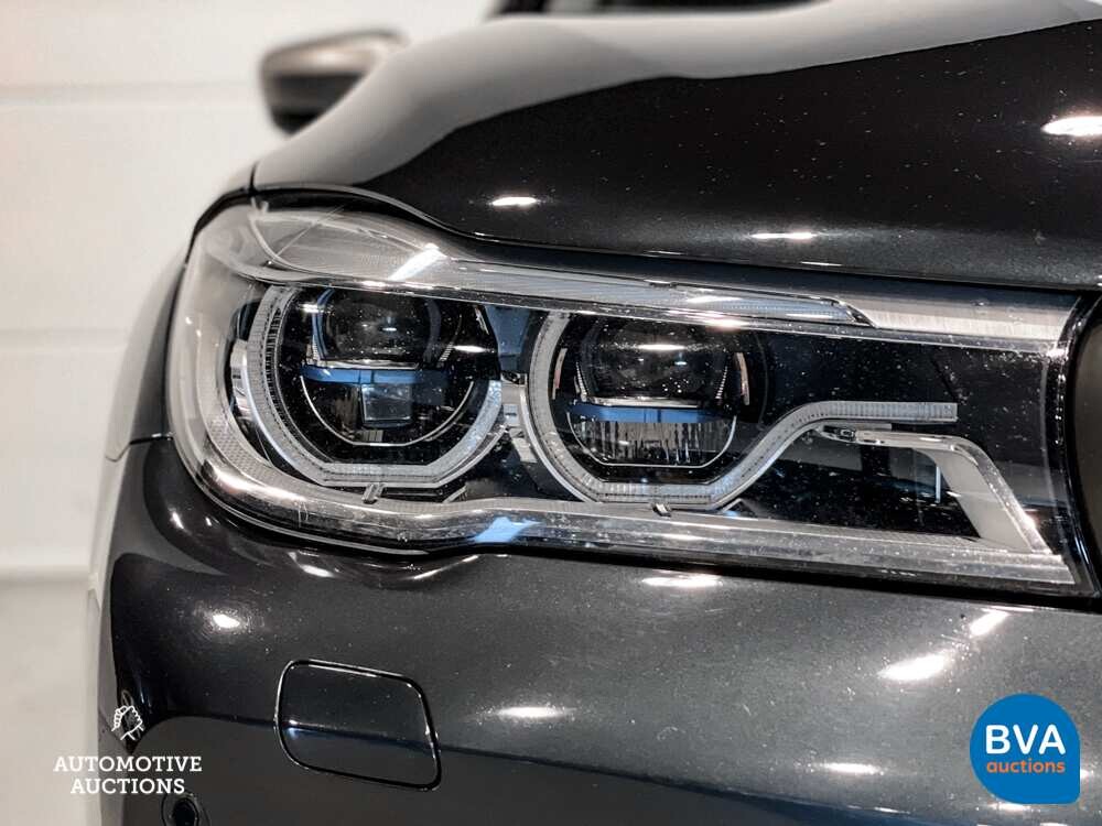BMW M760Li xDrive M-Sport V12 7er LANG 609pk 2016 G12, L-128-BS.