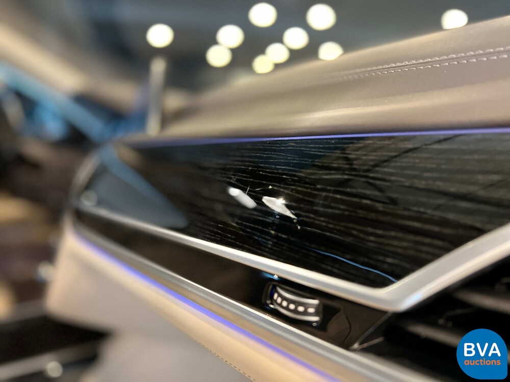 BMW M760Li xDrive M-Sport V12 7er LANG 609pk 2016 G12, L-128-BS.