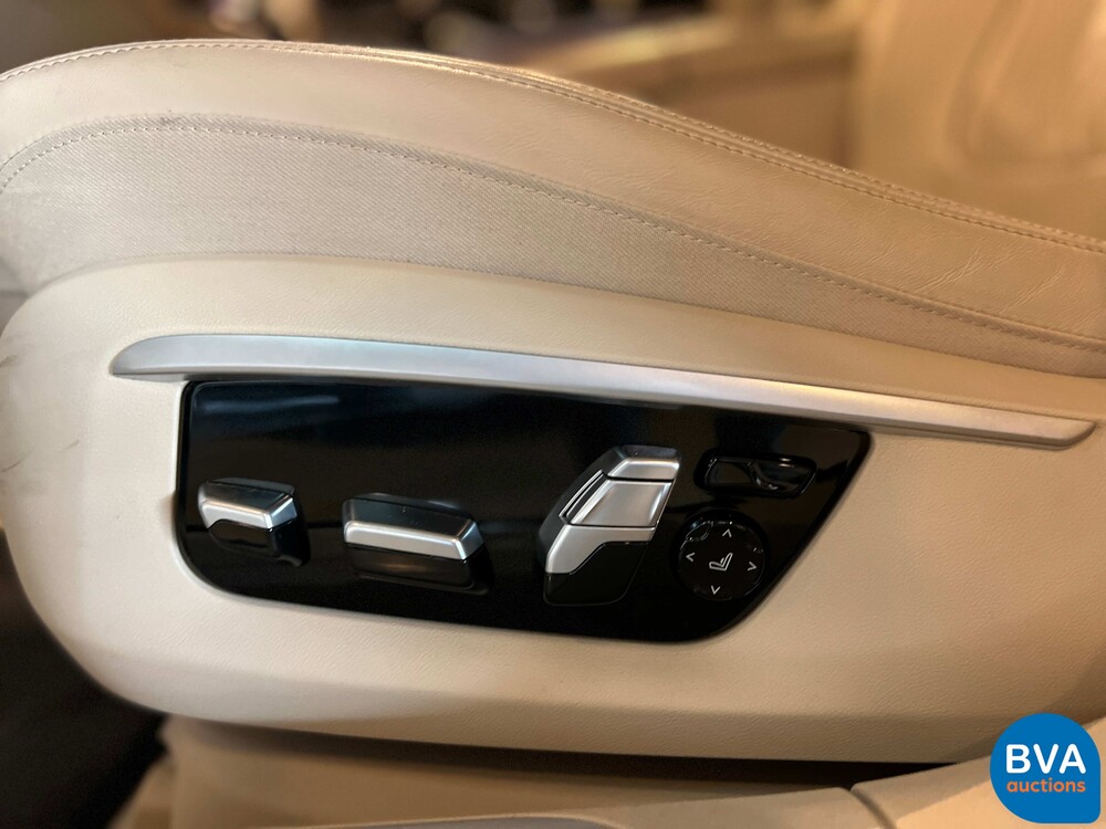 BMW M760Li xDrive M-Sport V12 7er LANG 609pk 2016 G12, L-128-BS.