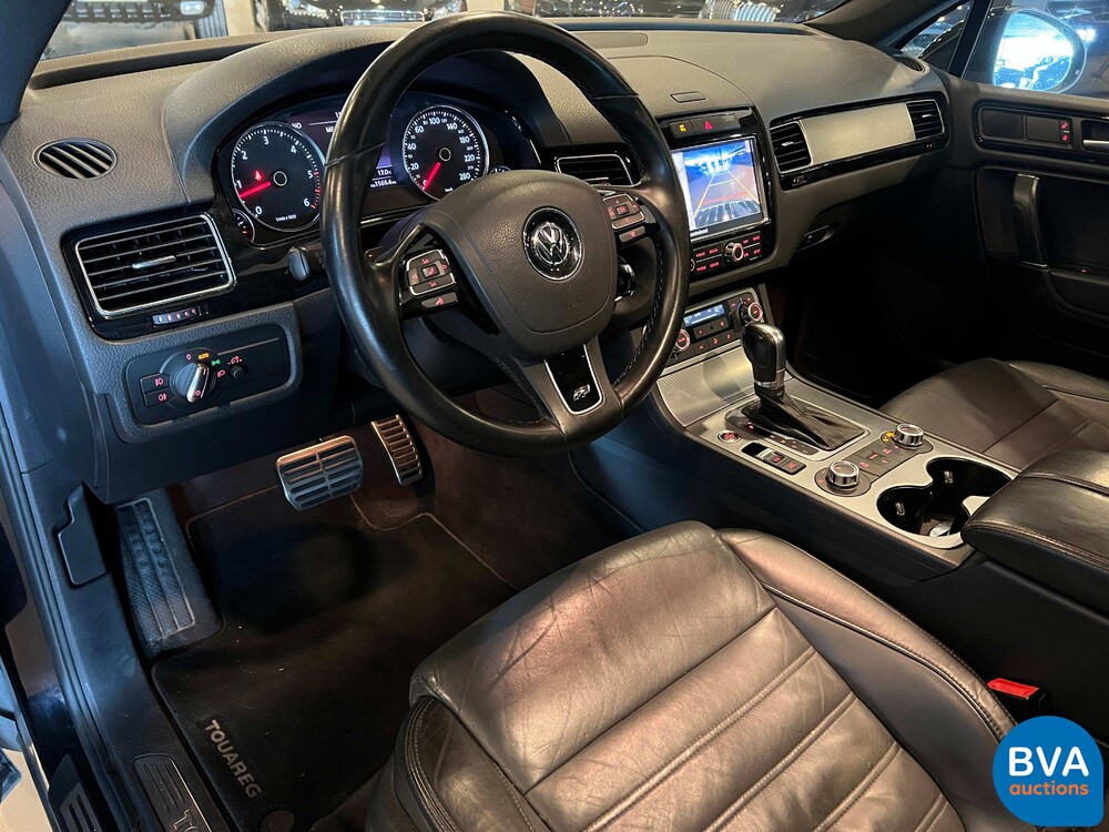 Volkswagen Touareg 4.2 V8 TDI R-line 340pk 2011, JT-349-P