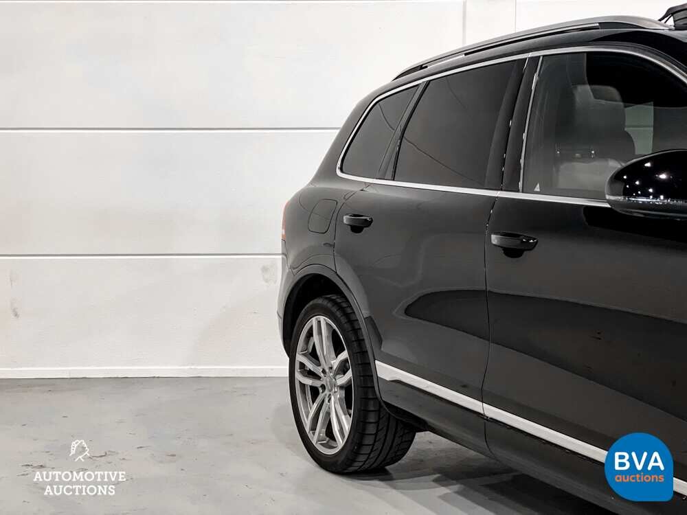 Volkswagen Touareg 4.2 V8 TDI R-line 340pk 2011, JT-349-P