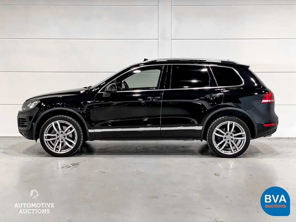 Volkswagen Touareg 4.2 V8 TDI R-line 340pk 2011, JT-349-P