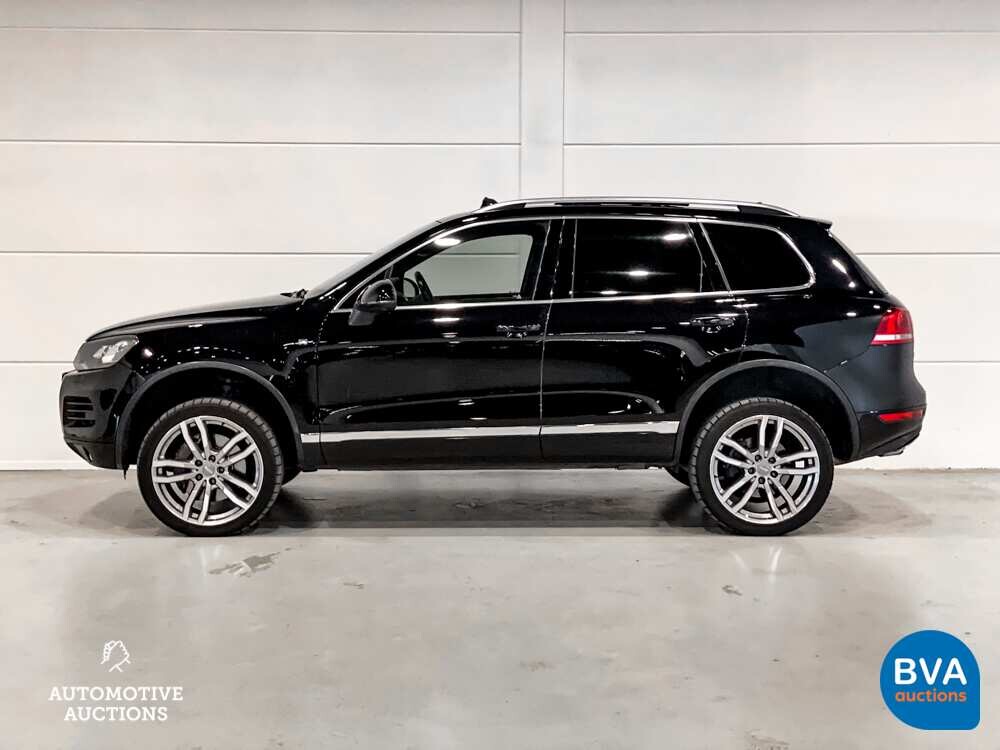 Volkswagen Touareg 4.2 V8 TDI R-line 340pk 2011, JT-349-P