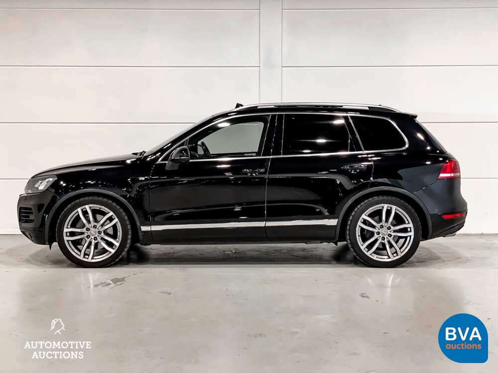 Volkswagen Touareg 4.2 V8 TDI R-line 340pk 2011, JT-349-P