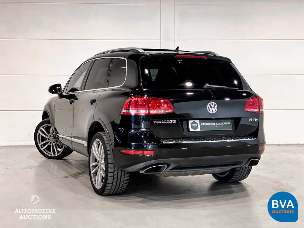 Volkswagen Touareg 4.2 V8 TDI R-line 340pk 2011, JT-349-P