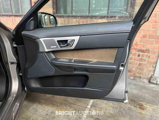 NO RESERVE - Jaguar XF 4.2 SV8 Supercharged 416pk 2008 (Origineel-NL), 31-ZL-GR Youngtimer