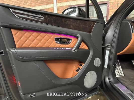 Bentley Bentayga Hybrid 3.0 340pk 2020