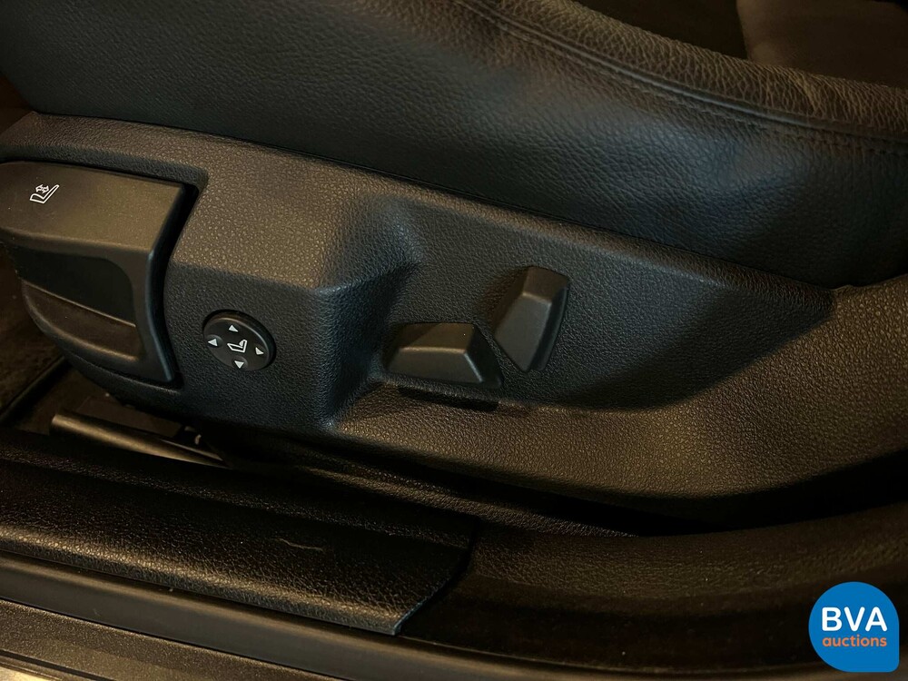 BMW 530i High Executive Touring 5-serie 272pk 2012, 7-SJV-26