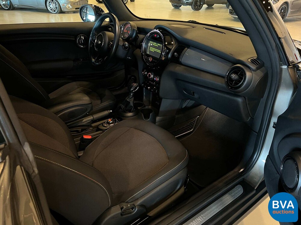 Mini Cooper 1.5 Chili Serious Business 136pk 2016, RG-118-Z