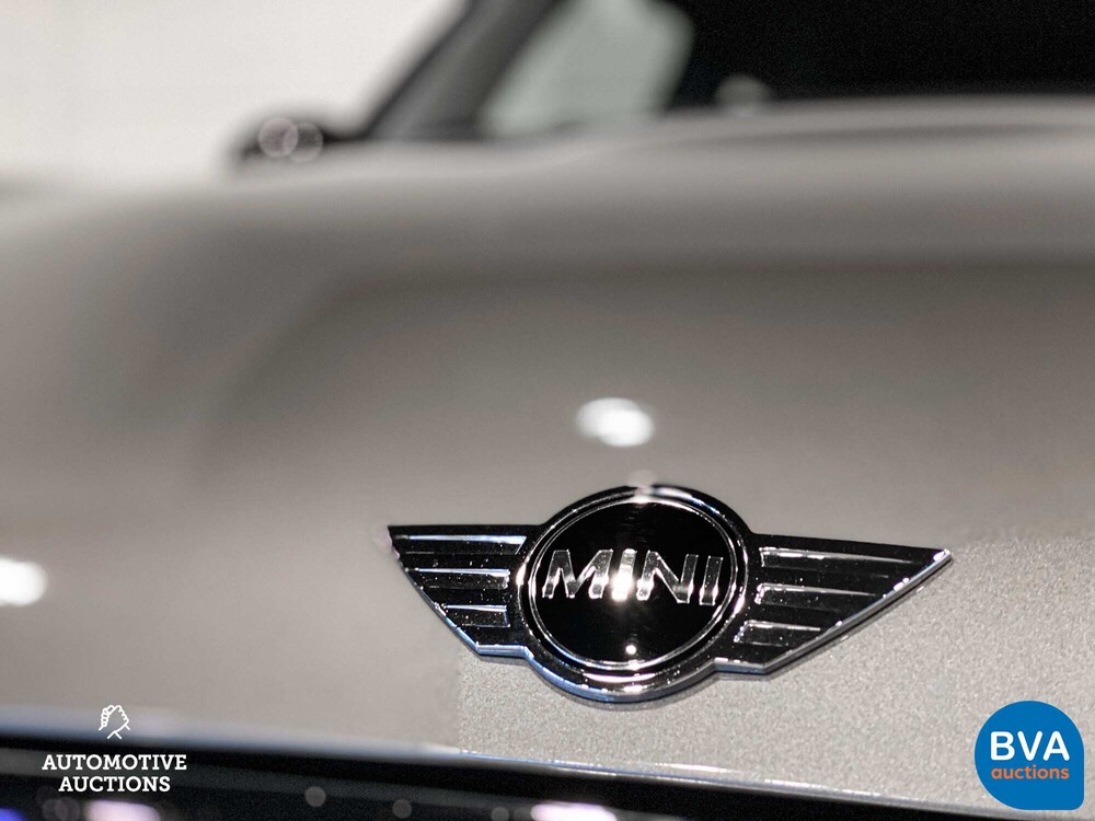 Mini Cooper 1.5 Chili Serious Business 136pk 2016, RG-118-Z