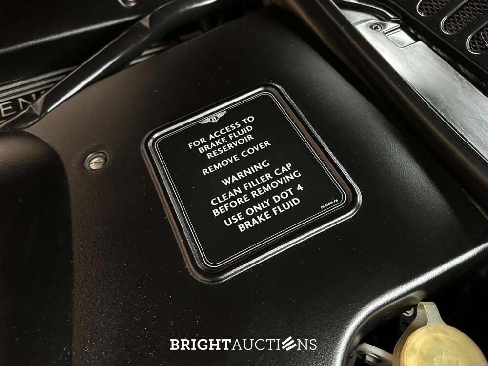 Bentley Arnage 6.8 V8 Red Label 405PK 2001 (Origineel-NL), 31-GN-KD