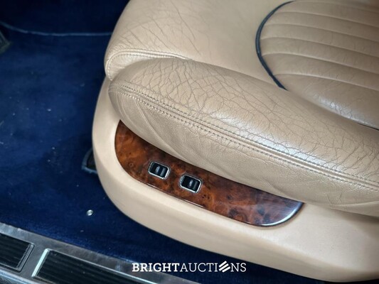 Bentley Arnage 6.8 V8 Red Label 405PK 2001 (Origineel-NL), 31-GN-KD