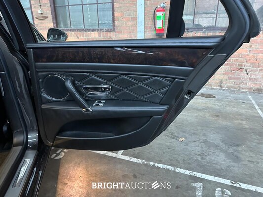 Bentley Flying Spur 6.0 W12 625pk 2016, SG-010-N