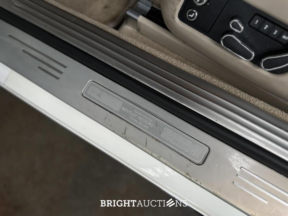 Bentley Continental GT 6.0 W12 575hp 2012 -Facelift- (49,000 km)