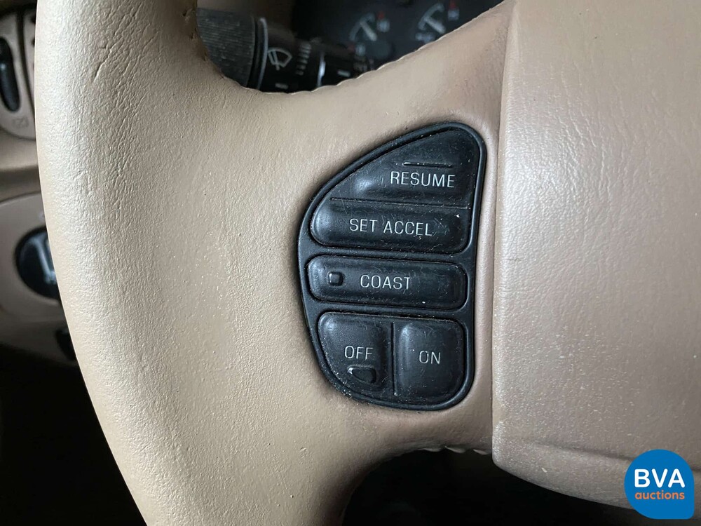 Lincoln Navigator 5.4 V8 230pk 1999, 37-DT-TF