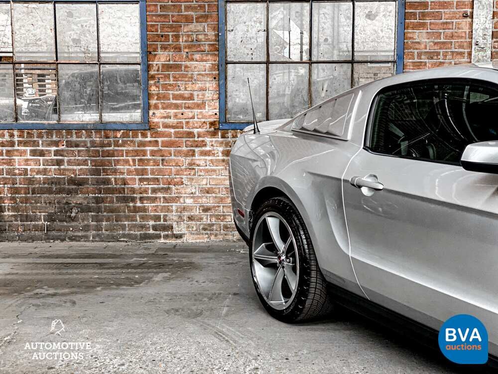 Ford Mustang GT 4.6 V8 305pk 2010, J-486-GG