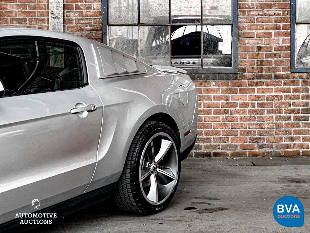 Ford Mustang GT 4.6 V8 305pk 2010, J-486-GG