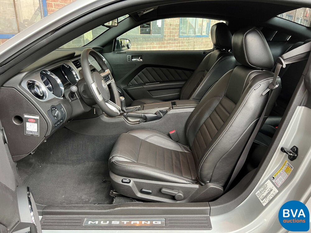 Ford Mustang GT 4.6 V8 305pk 2010, J-486-GG