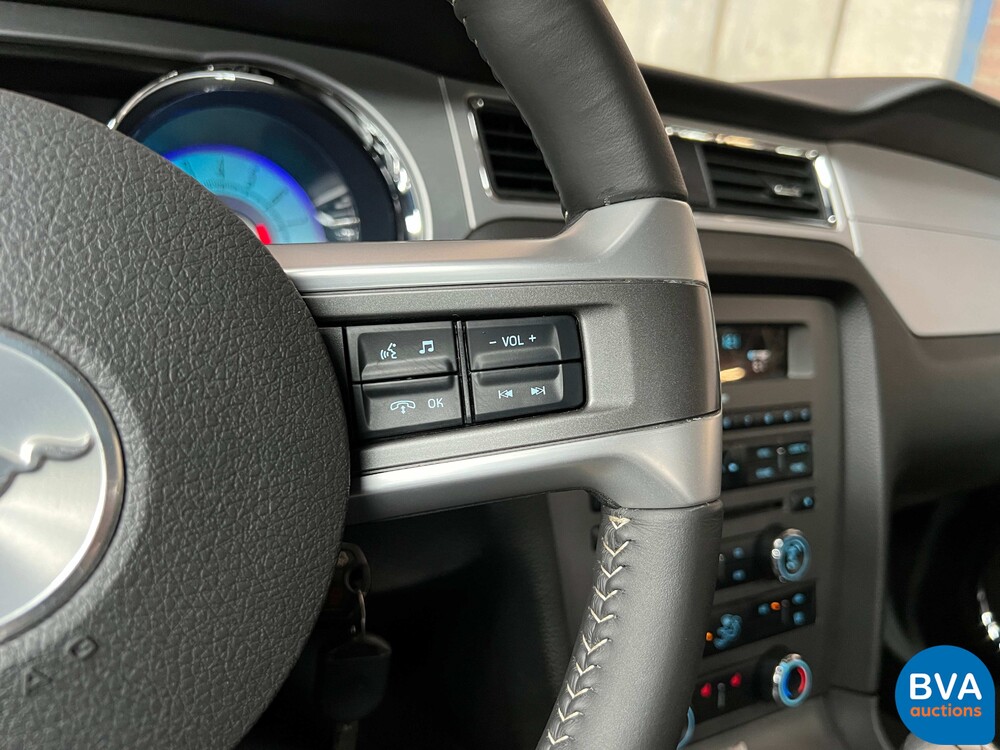 Ford Mustang GT 4.6 V8 305pk 2010, J-486-GG