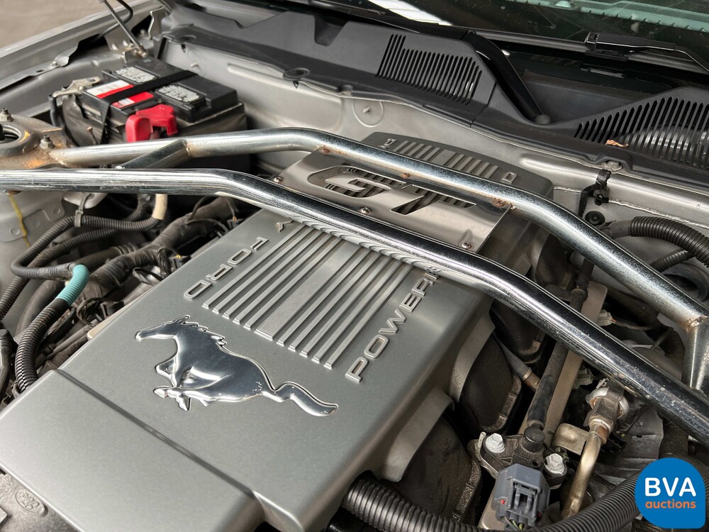 Ford Mustang GT 4.6 V8 305pk 2010, J-486-GG