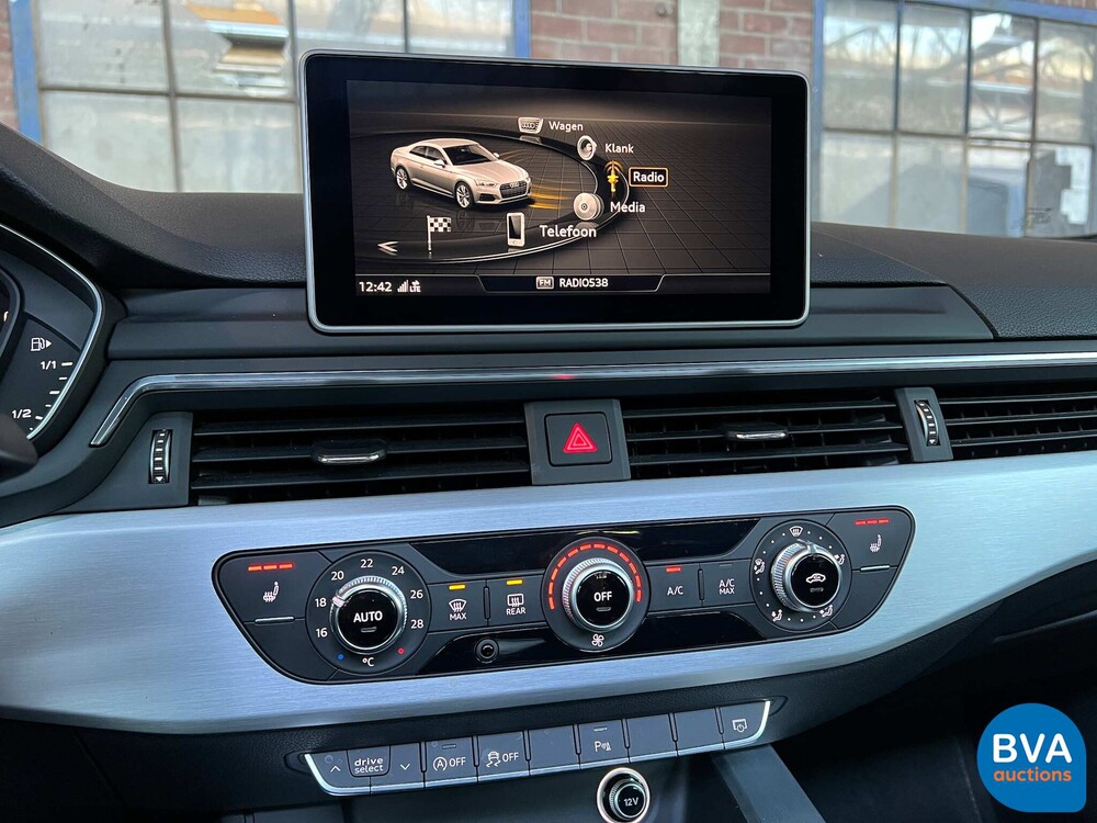 Audi A5 2.0 TDi S-Line Coupe 190hp Virtual Cockpit 2016.