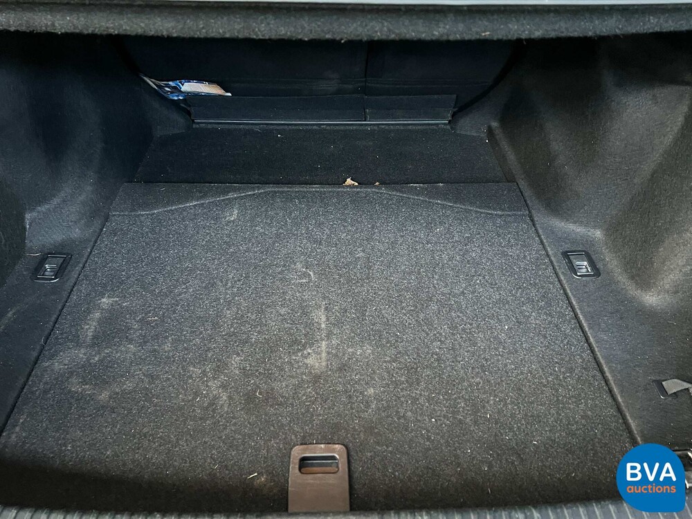 Lexus IS 300h Business Line Pro 181 PS 2014, GJ-921-D.