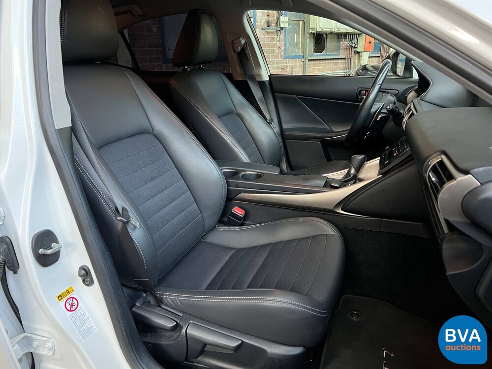 Lexus IS 300h Business Line Pro 181 PS 2014, GJ-921-D.