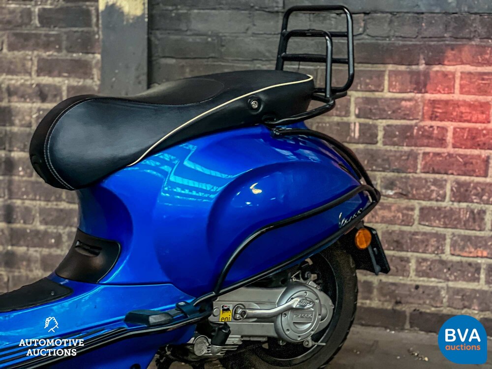 Piaggio Vespa Sprint 25km 2015, F-388-ZD -Full option-.