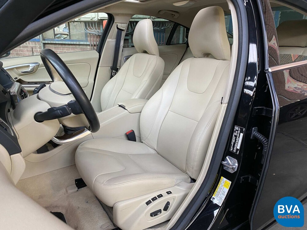 Volvo S60 2.5 Premier 255hp 2016, N-372-NJ.