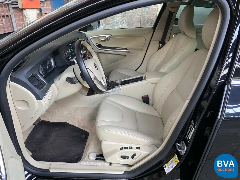 Volvo S60 2.5 Premier 255hp 2016, N-372-NJ.