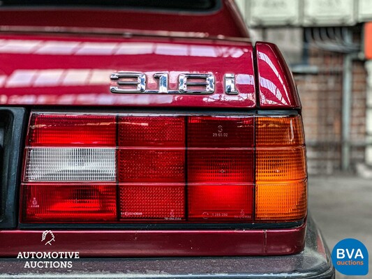 BMW 3-SERIES E30 318I CONVERTIBLE HARDTOP 113HP 1992.