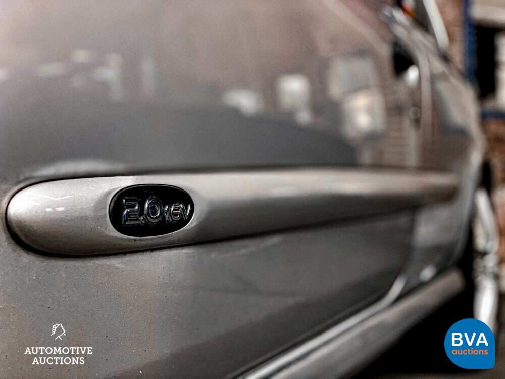 Renault Clio RS 2.0 169hp 2000 -Org. NL-, 33-GB-HS.