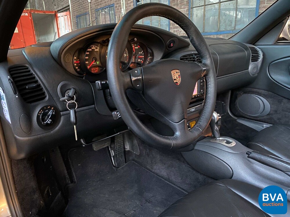 Porsche 911 Cabriolet Carrera 4 3.4 300pk 996 1999 -Org. NL-, 64-DH-DZ