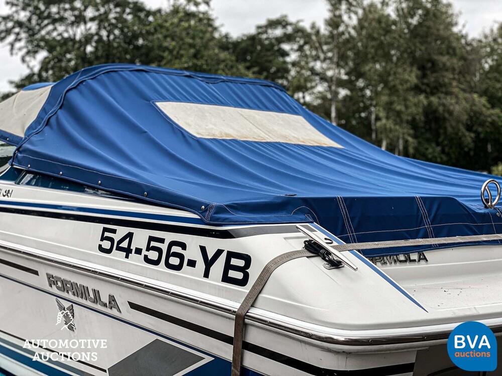 Formula 271SR1 Speedboat 230hp with trailer 1996, 54-56-YB -NO RESERVE-.