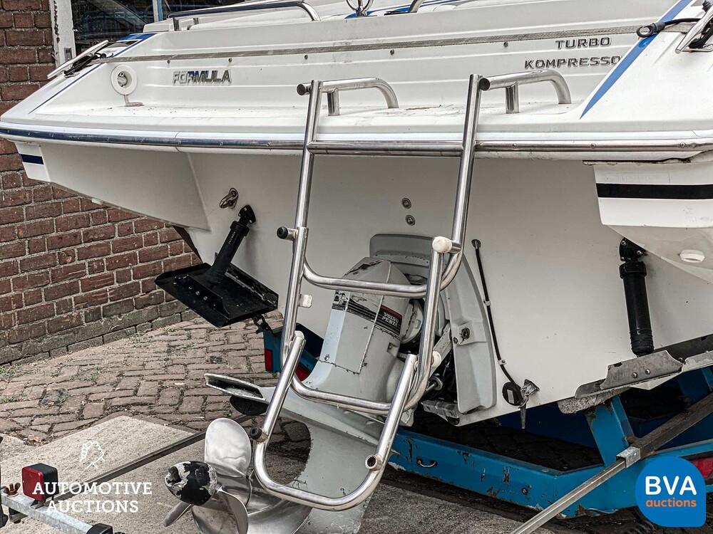 Formula 271SR1 Speedboat 230hp with trailer 1996, 54-56-YB -NO RESERVE-.