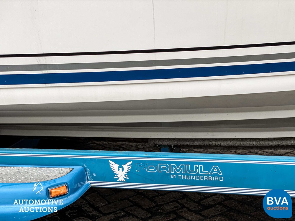 Formula 271SR1 Speedboat 230hp with trailer 1996, 54-56-YB -NO RESERVE-.