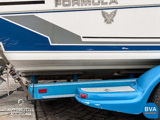 Formula 271SR1 Speedboot 230pk met trailer 1996, 54-56-YB -NO RESERVE-