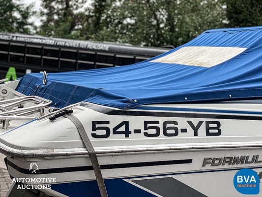 Formula 271SR1 Speedboat 230PS mit Trailer 1996, 54-56-YB -NO RESERVE-.