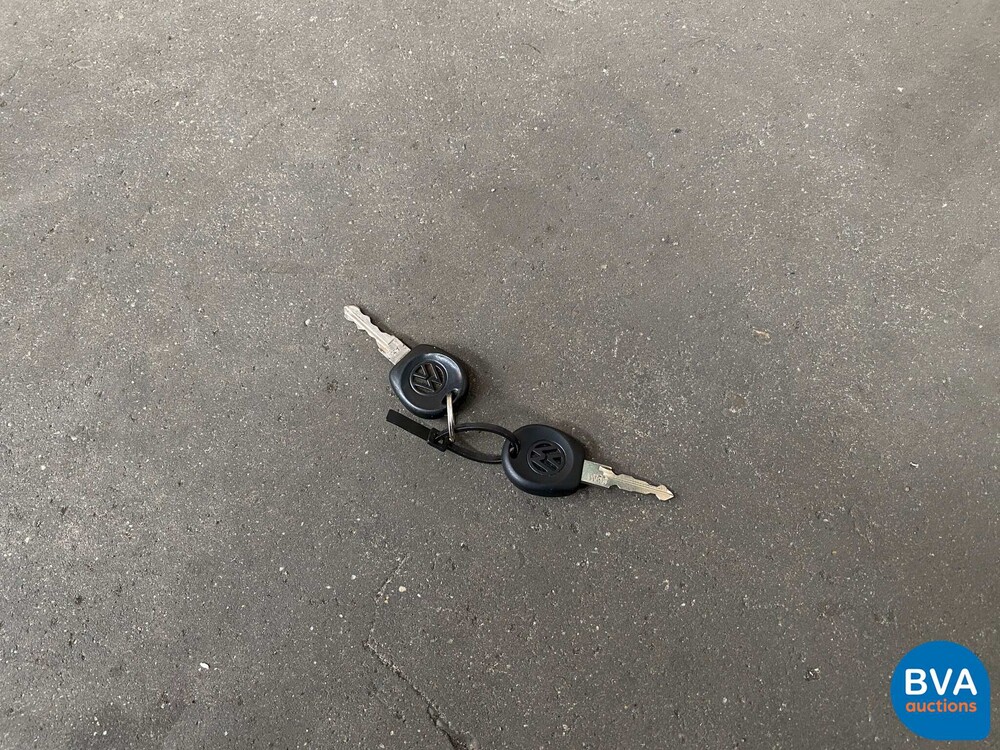 Volkswagen Beetle Cabriolet Karmann Beetle 40hp 1971.