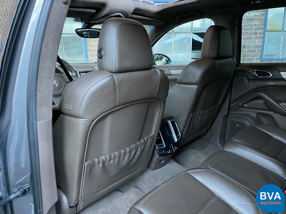 Porsche Cayenne Turbo 4.8 V8 500pk 2010