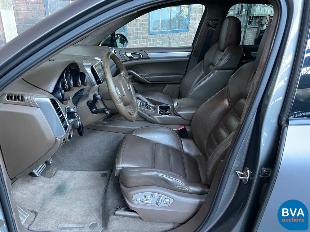 Porsche Cayenne Turbo 4.8 V8 500pk 2010