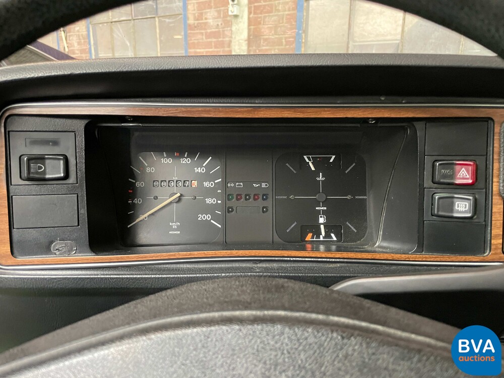 VW Passat 1.6S Kombi 75PS 1980.