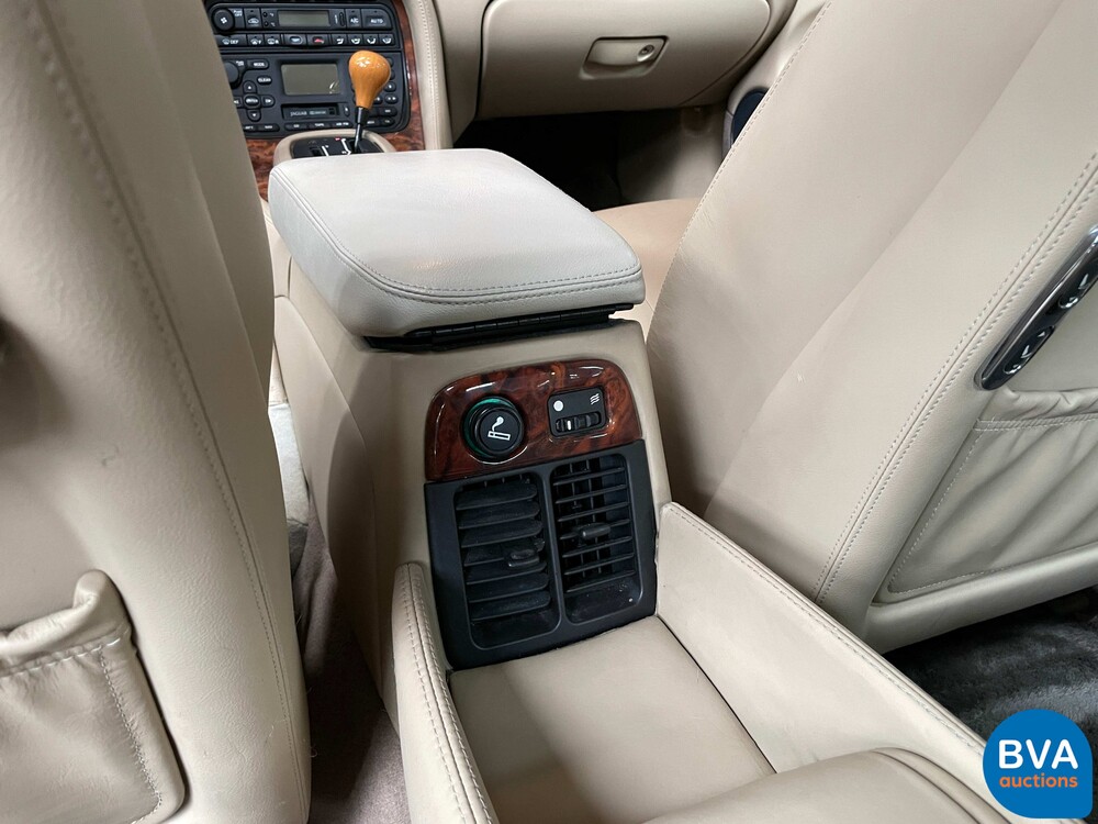 Daimler Super V8 Lang 370pk 2001