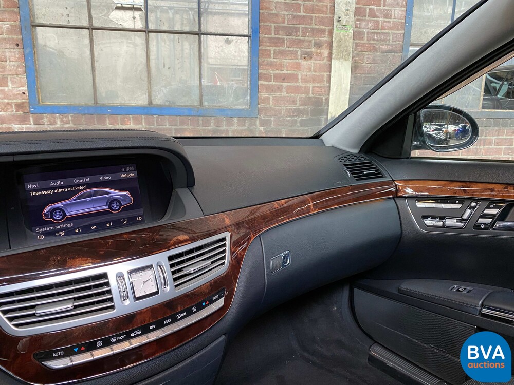 Mercedes-Benz S500L Prestige Plus 5.0 V8 388pk 2006