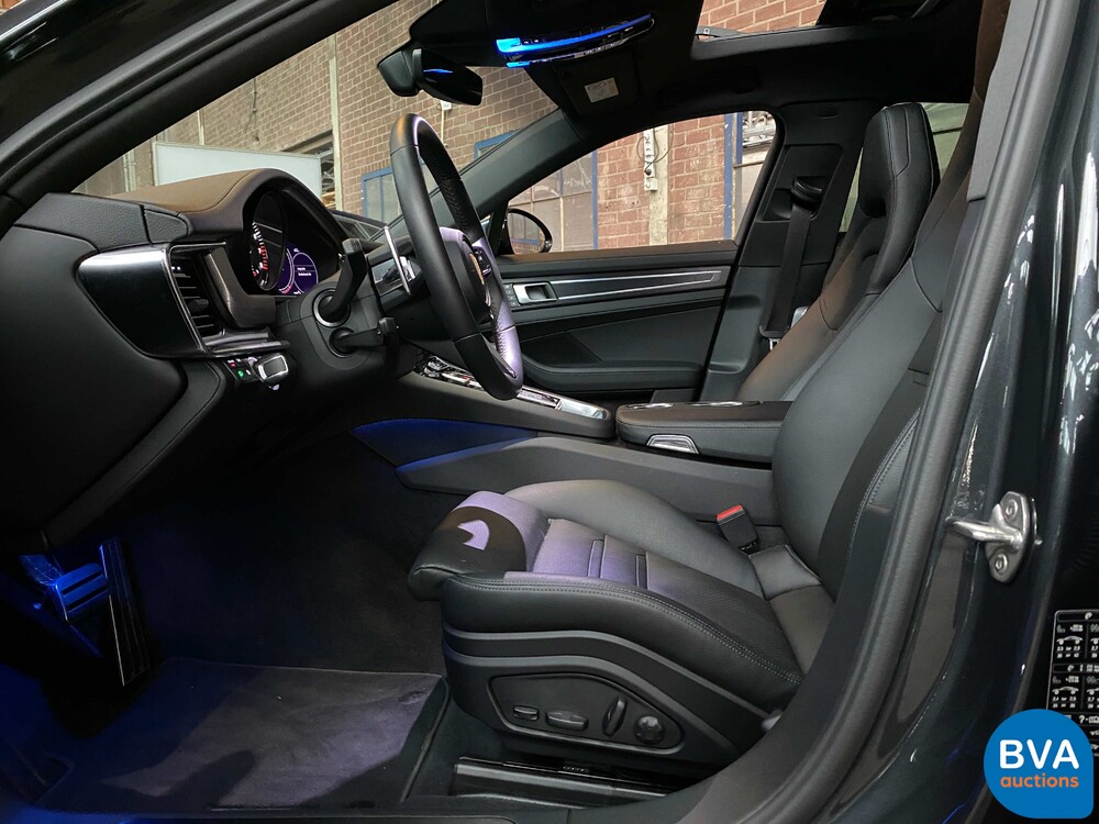 Porsche Panamera 4 E-Hybrid SportChrono 462pk 2022 -GARANTIE-.