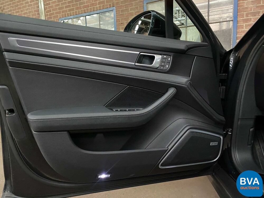 Porsche Panamera 4 E-Hybrid SportChrono 462pk 2022 -GARANTIE-.