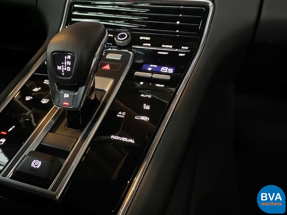 Porsche Panamera 4 E-Hybrid SportChrono 462pk 2022 -GARANTIE-.