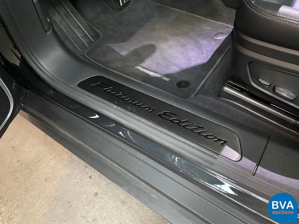 Porsche Panamera 4 E-Hybrid SportChrono 462pk 2022 -GARANTIE-.