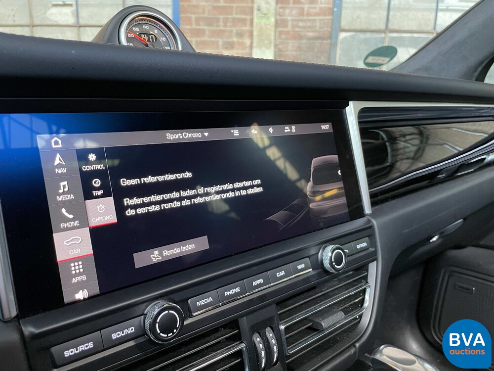 Porsche Macan Turbo 2.9 SportChrono 441PS 2020, J-177-TT.
